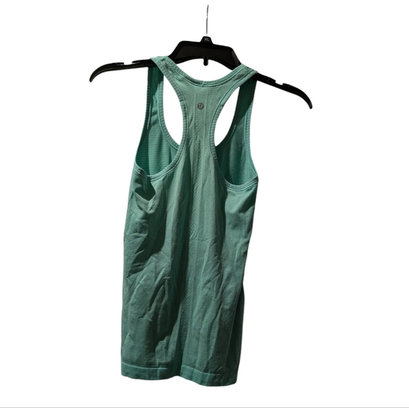 Lululemon Run: Swiftly Tech Racerback Size 2 - Picture 10 of 13